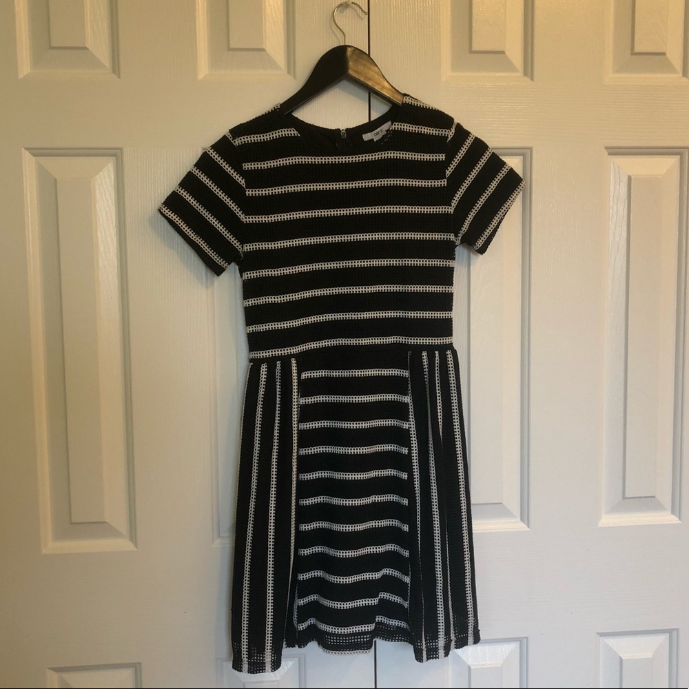 Bar III short sleeve black white striped dress